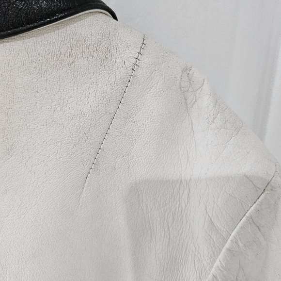 Vintage black and white cropped tuxedo blazer - Picture 8 of 11